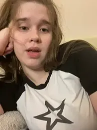 HornyGirlH stripchat stream image