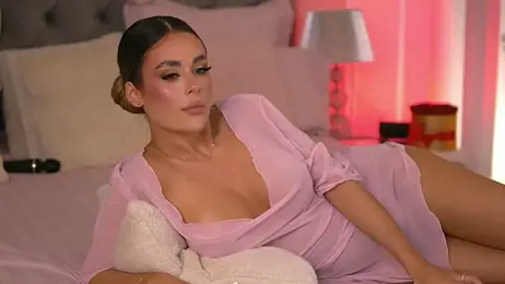 YasmineShaw stripchat stream image