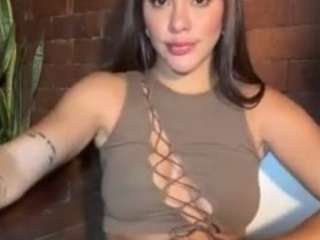 agustinasaenz camsoda stream image