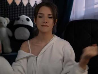 Malyshkaaa bongacams stream image