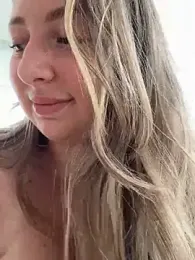 curvyflawless stripchat stream image