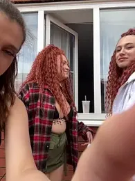 RollingGirlzzz stripchat stream image