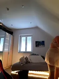 SexyLayla1 stripchat stream image