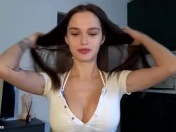 tootightwithbra chaturbate stream image