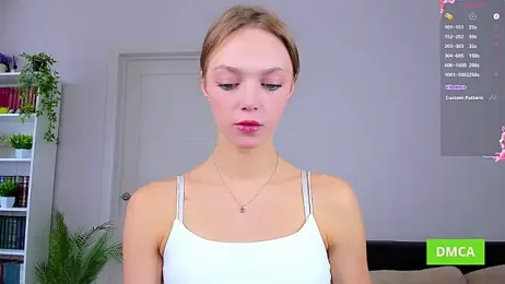 Sweet_Piece stripchat stream image