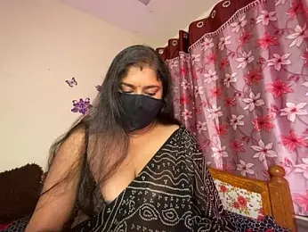 LouleyRanii stripchat stream image