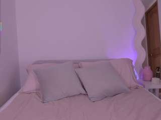 valery-roberts camsoda stream image