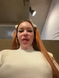 babydolll stripchat stream image