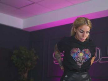 RaquelleVon bongacams stream image