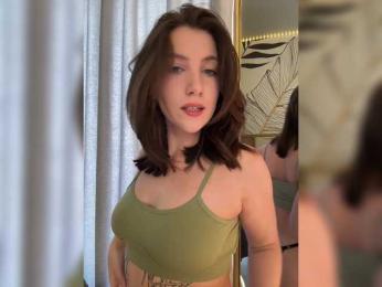 EzheVika bongacams stream image