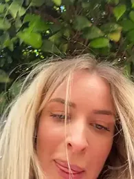 EvieEvans stripchat stream image