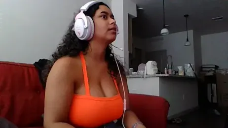 cinnaminnie stripchat stream image