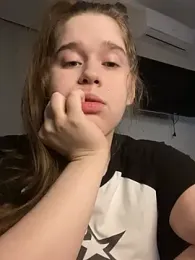 HornyGirlH stripchat stream image