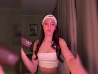 AlinaWey bongacams stream image