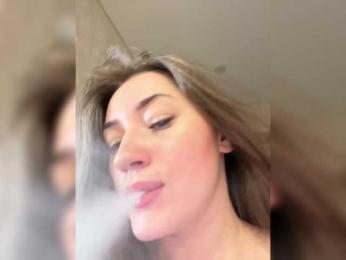 juicy-peachh bongacams stream image