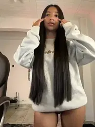 aly_golden_ stripchat stream image