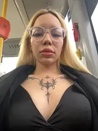 babydolll stripchat stream image