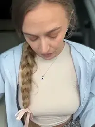 lunagirl13 stripchat stream image