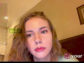 VikkiExtraCheese bongacams stream image