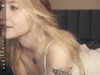 vivid_girls chaturbate stream image