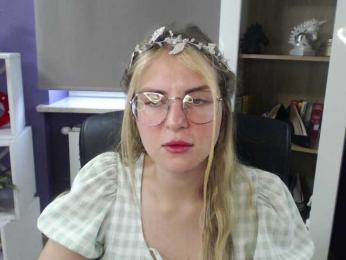 Soft-Zoey bongacams stream image