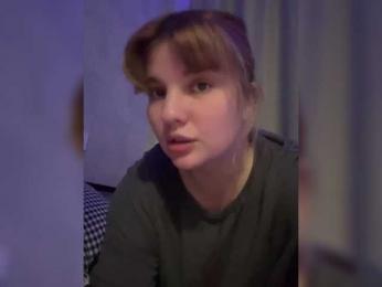 Molly-and-Ewa bongacams stream image