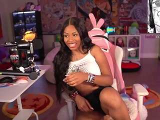 lovenzia camsoda stream image