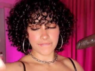 dani-moore camsoda stream image