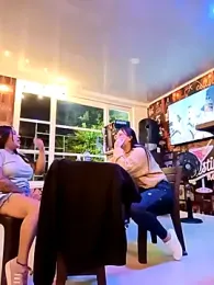 You-kitty2025 stripchat stream image