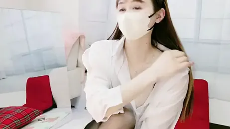 aaanyan stripchat stream image