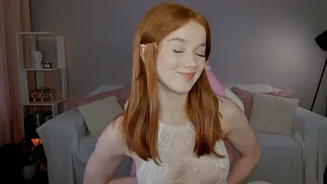 Leahsthetics stripchat stream image