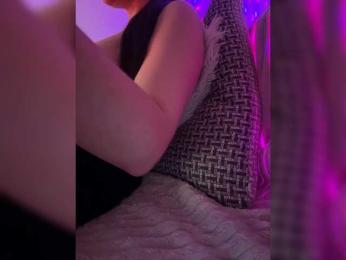 Sugarbaby33 bongacams stream image