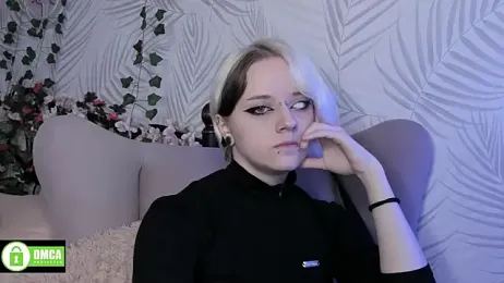 Holy_Silvia stripchat stream image