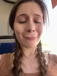 mmelicious stripchat stream image