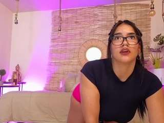 lady-brownn camsoda stream image