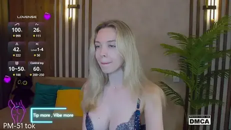 Holl1Would stripchat stream image