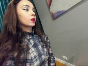 ehotlovea chaturbate stream image