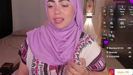 shayla_18 stripchat stream image