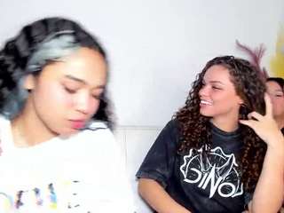 cloe-world1 camsoda stream image