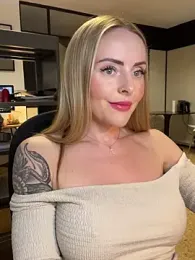 EmaSalis stripchat stream image