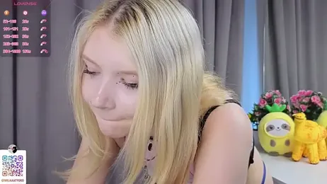 DaisyElmers stripchat stream image