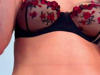 SelenaWest bongacams stream image