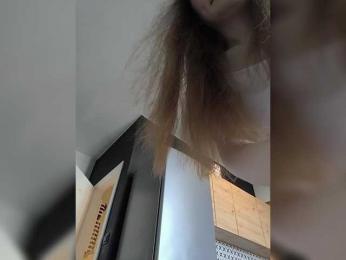 _Lisichka bongacams stream image