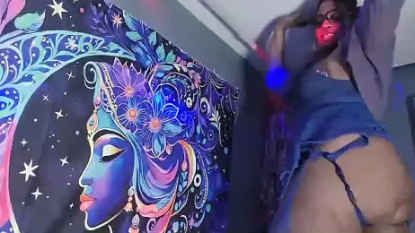 AmazonianMistress stripchat stream image