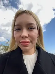 babydolll stripchat stream image