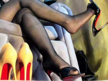 LadyLeather bongacams stream image