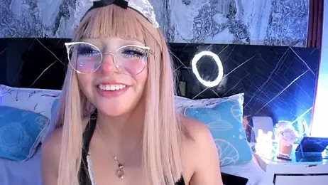 EmilyyGomez stripchat stream image