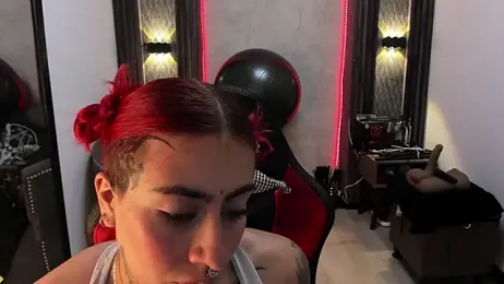 selene_red_ stripchat stream image