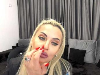 lovelyblondyx bongacams stream image