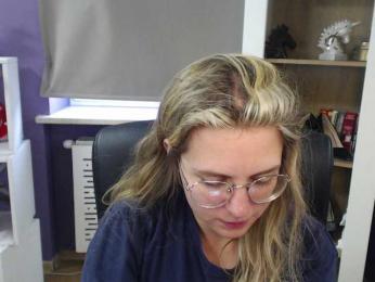 Soft-Zoey bongacams stream image